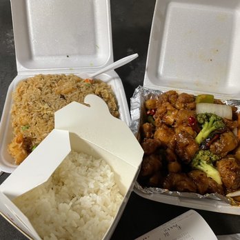 China Kitchen LV - Shrimp Fried Rice and 7. General Tso's Chicken Dinner Special - Soup Near Me - Las Vegas, Nevada China Kitchen LV - Shrimp Fried Rice and 7. General Tso's Chicken Dinner Special - Soup Near Me - Las Vegas, Nevada