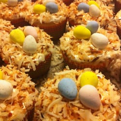 My Everyday Decadence - Easter cupcakes