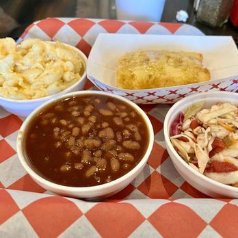 Smok'n Crew Barbecue - Macaroni and cheese, jalapeno cornbread, baked beans and spicy slaw - Mooresville, IN Smok'n Crew Barbecue - Macaroni and cheese, jalapeno cornbread, baked beans and spicy slaw - Mooresville, IN