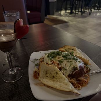 Patricks 1481 - Chicken parm - Comfort Food Near Me - Sarasota, Florida