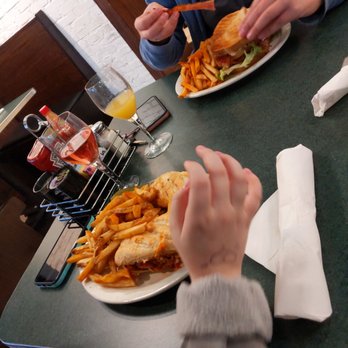 Metro Diner - American Near Me - Birmingham, Alabama