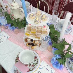 Cakes by Kim