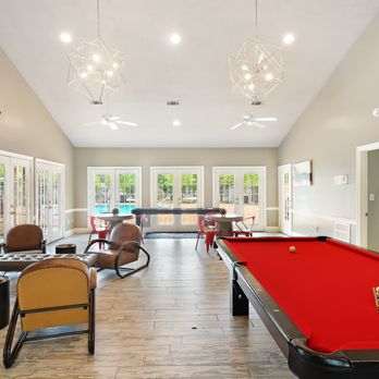 Lexington Pointe Apartment Homes - Clubhouse with billiards - Apartments Near Me - Oxford, Mississippi Lexington Pointe Apartment Homes - Clubhouse with billiards - Apartments Near Me - Oxford, Mississippi