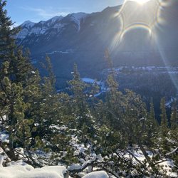 Tunnel Mountain - Sunshine and beauty