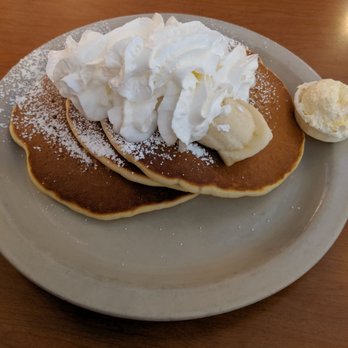 Millbrae Pancake House - Banana pancakes (3) .... Looks good but one was raw. - American Near Me - Millbrae, California