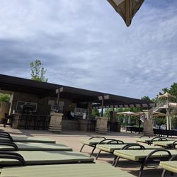 Life Time - Outdoor cafe