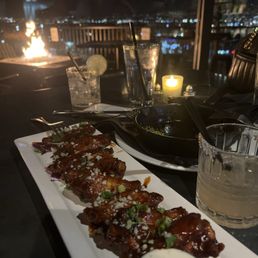 Appetizer: Wings + Guava Margarita!