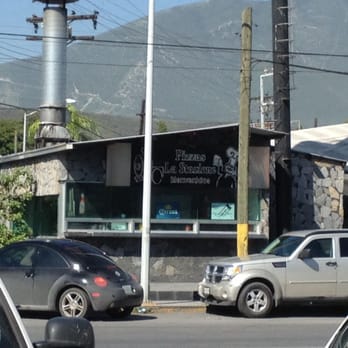 Pizzas La Stazione - Desde la calle - Pizza Near Me - Monterrey, NLE Pizzas La Stazione - Desde la calle - Pizza Near Me - Monterrey, NLE