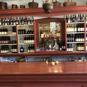 Hermannhof Winery - Gift shop - Wineries Near Me - Hermann, Missouri Hermannhof Winery - Gift shop - Wineries Near Me - Hermann, Missouri