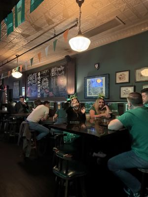 Casey's Irish Pub by null