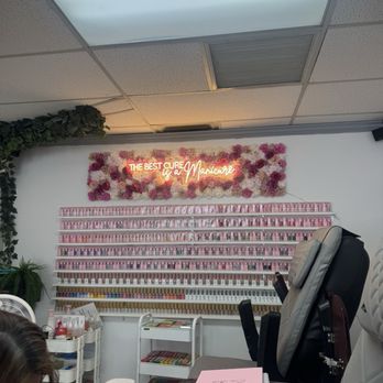 Blooming Nails Lounge - area - Nail Salons Near Me - Sacramento, California Blooming Nails Lounge - area - Nail Salons Near Me - Sacramento, California