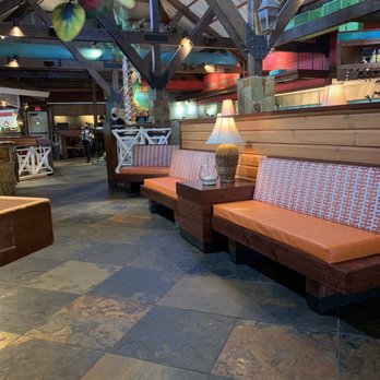 Bahama Breeze - Bars Near Me - Schaumburg, Illinois