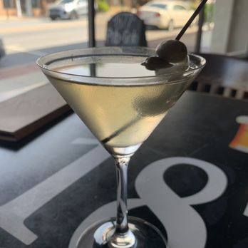 1877 Pub & Grub - Dirty martini - American Near Me - Conover, North Carolina