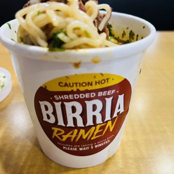 Del Taco - NEW Shredded Beef Birria Ramen - Breakfast & Brunch Near Me - Orlando, Florida
