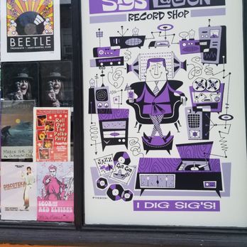 Sig's Lagoon - Vinyl Records Near Me - Houston, Texas