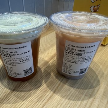 Herb Nook Lab - Red Apple Jasmine Tea with Green Apple Cheese Foam, Red Apple Jasmine Milk Green Tea - Tea Rooms Near Me - New York, New York