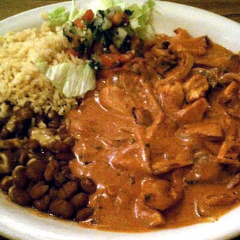 Casa Luna - Pollo a la crema, served with rice and beans. - Mexican Near Me - Poulsbo, Washington Casa Luna - Pollo a la crema, served with rice and beans. - Mexican Near Me - Poulsbo, Washington
