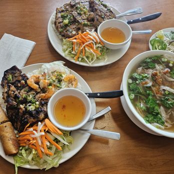 4 Sisters - Everything my group got - Vietnamese Near Me - Bremerton, Washington