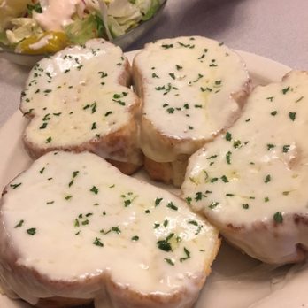 Bianchi's Hilltop Restaurant - Cheesy garlic bread - Pizza Near Me - Des Moines, Iowa Bianchi's Hilltop Restaurant - Cheesy garlic bread - Pizza Near Me - Des Moines, Iowa