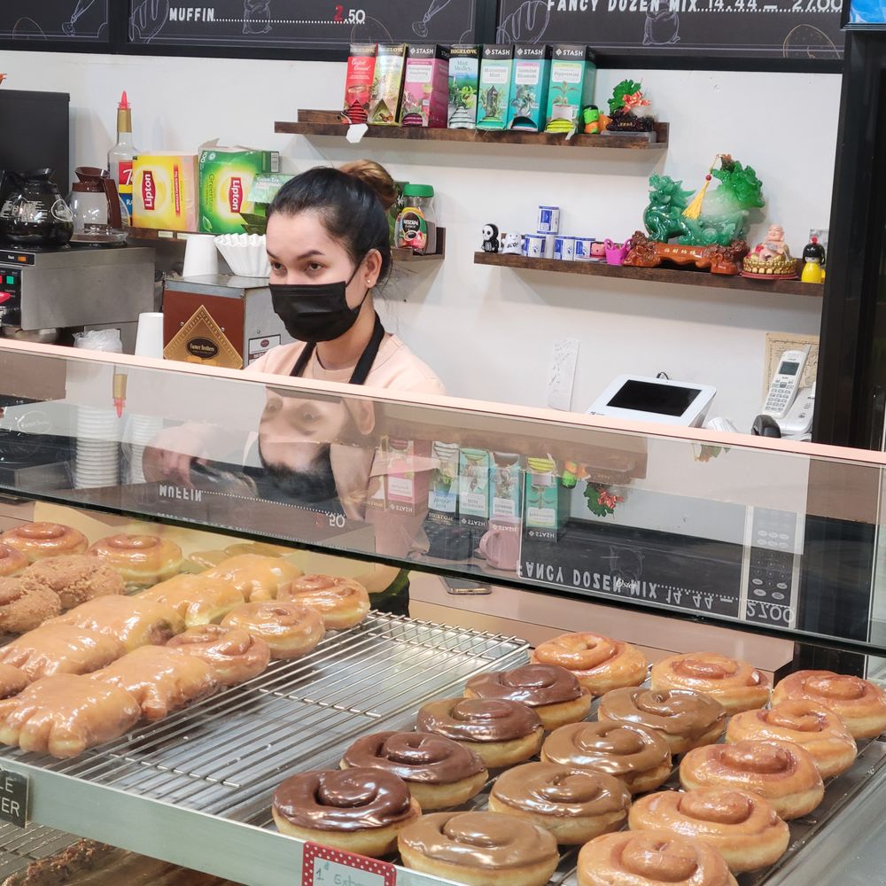 Westernco Donut - Liam Has along with her husband and family making some of the best donuts in Renton! - Donuts Near Me - Renton, Washington Westernco Donut - Liam Has along with her husband and family making some of the best donuts in Renton! - Donuts Near Me - Renton, Washington