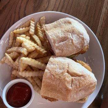 AM/FM - Mozzarella LT sammie - Diners Near Me - Dallas, Texas AM/FM - Mozzarella LT sammie - Diners Near Me - Dallas, Texas