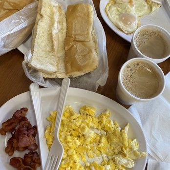 Kutan Bakery Café - Bakeries Near Me - Miami, Florida Kutan Bakery Café - Bakeries Near Me - Miami, Florida