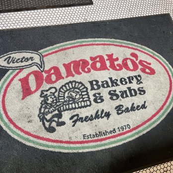 D'amato's Bakery - Bakeries Near Me - Chicago, Illinois