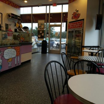 Maggie Moo's - Ice Cream & Frozen Yogurt Near Me - Round Rock, Texas
