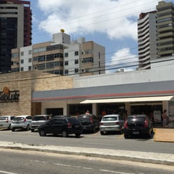 Mercadinho São Luís - Entrada do Supermercado