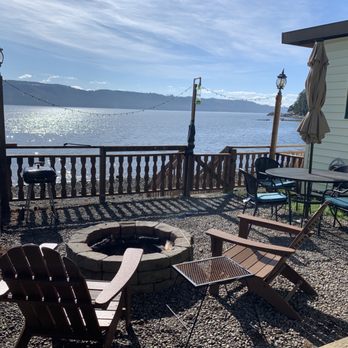 Mike's Beach Resort - Patio near the honeymoon suite! - Resorts Near Me - Lilliwaup, Washington Mike's Beach Resort - Patio near the honeymoon suite! - Resorts Near Me - Lilliwaup, Washington