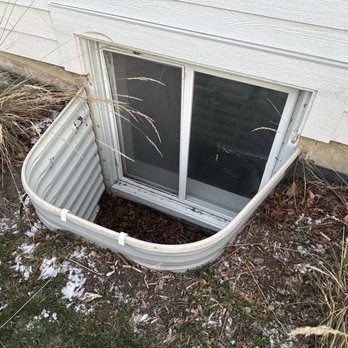 Well Expert - Before - Windows Installation Near Me - East Dundee, Illinois Well Expert - Before - Windows Installation Near Me - East Dundee, Illinois