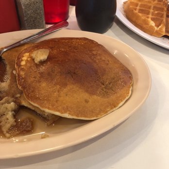 Elk's Diner - Diners Near Me - Burleson, Texas