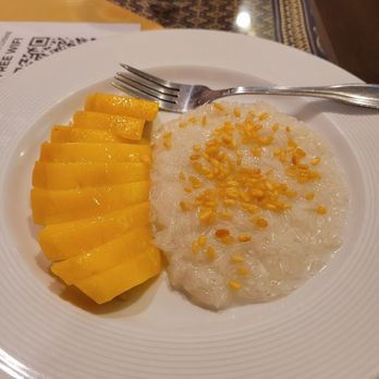 Siam Taste - Mango sticky rice - Thai Near Me - Sunnyvale, California