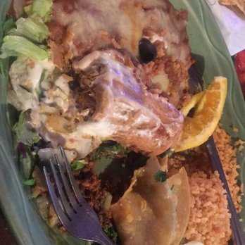 Alberto's Cantina - DISGUSTING !!! Worst Mexican food ever - Sports Bars Near Me - Pleasanton, California