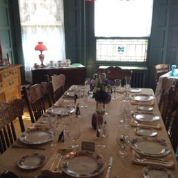 Intimate wedding table setting Intimate wedding table setting