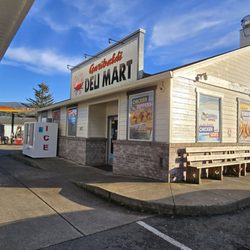 Garibaldi Deli Mart - Storefront.