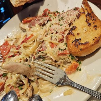 Sasquatch Tavern and Grill - Sasquatch pasta - American Near Me - Verdi, Nevada