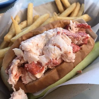 Bob's Clam Hut - Delicious lobstah roll with fries - Seafood Near Me - Kittery, Maine Bob's Clam Hut - Delicious lobstah roll with fries - Seafood Near Me - Kittery, Maine