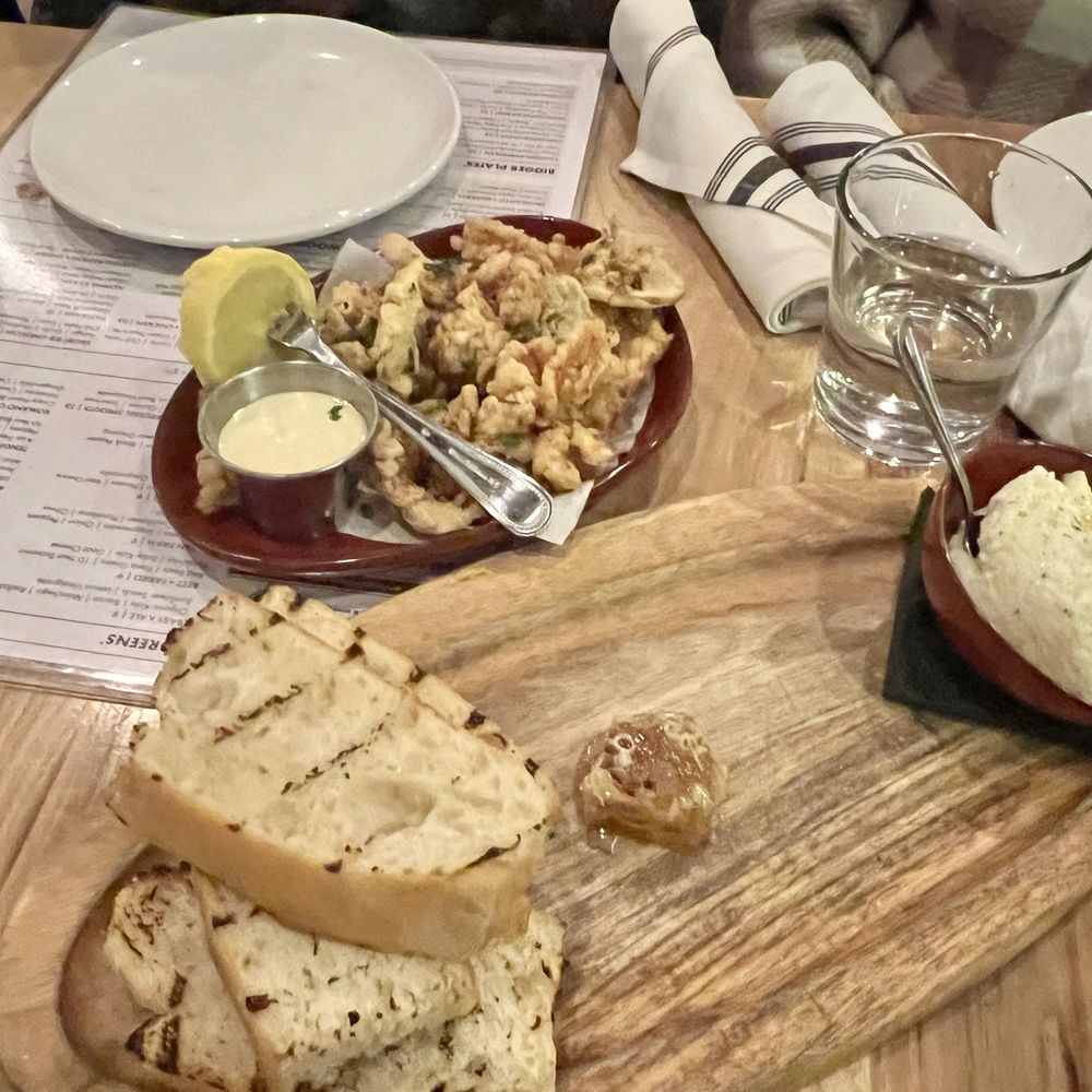 Gia Mia - Pizza Near Me - Downers Grove, Illinois Gia Mia - Pizza Near Me - Downers Grove, Illinois