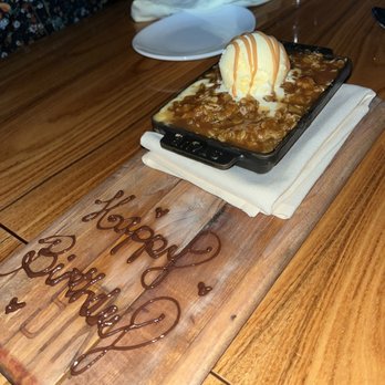 STK Steakhouse Toronto - Apple Crumble - Steakhouses Near Me - Toronto, Ontario STK Steakhouse Toronto - Apple Crumble - Steakhouses Near Me - Toronto, Ontario