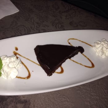 Gaivota Branca - Chocolate cake - Modern European Near Me - Lagos, 08