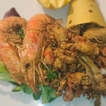 Enosteria Capolecase - Deep fried seafood in a basket. - Mediterranean Near Me - Rome, RM