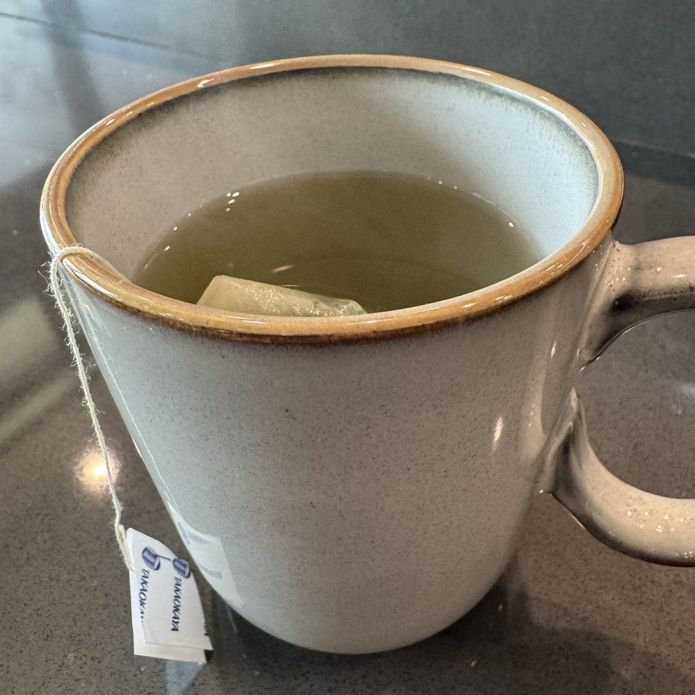 Tomadachi - Hot green tea. - Sushi Bars Near Me - Los Angeles, California Tomadachi - Hot green tea. - Sushi Bars Near Me - Los Angeles, California