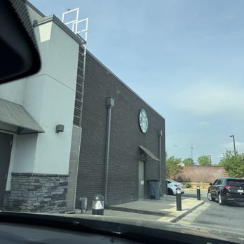 Starbucks - Coffee & Tea Near Me - Huntsville, Alabama