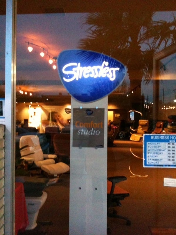 CHAIR ENVY Updated September 2024 2022 Mcculloch Blvd N, Lake Havasu City, Arizona