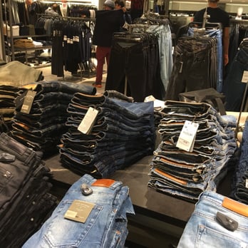 Zara - Men's Clothing Near Me - Miami Beach, Florida Zara - Men's Clothing Near Me - Miami Beach, Florida