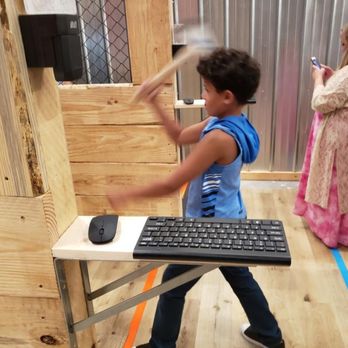 Alpine Axe House - Axe Throwing Near Me - Gatlinburg, Tennessee Alpine Axe House - Axe Throwing Near Me - Gatlinburg, Tennessee