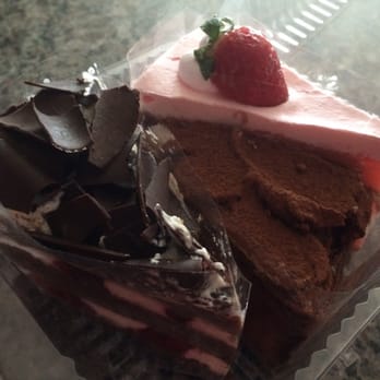 Le Pain Bakery - Black Forest Cake, Chocolate Cake, Strawberry Cake - Bakeries Near Me - Chantilly, Virginia