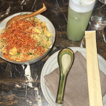 The Tyger - Singaporean Chili Crab Fried Rice and Green Woods Laugh mocktail - Cocktail Bars Near Me - New York, New York The Tyger - Singaporean Chili Crab Fried Rice and Green Woods Laugh mocktail - Cocktail Bars Near Me - New York, New York