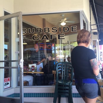Curbside Cafe - Front - Breakfast & Brunch Near Me - Vista, California